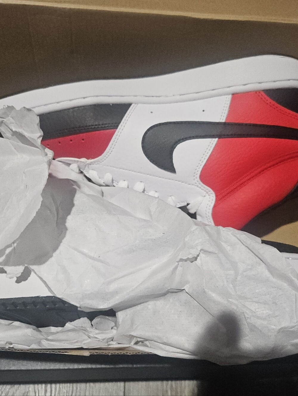 Nike Men's Low-Top Sneakers in White, Black & Red